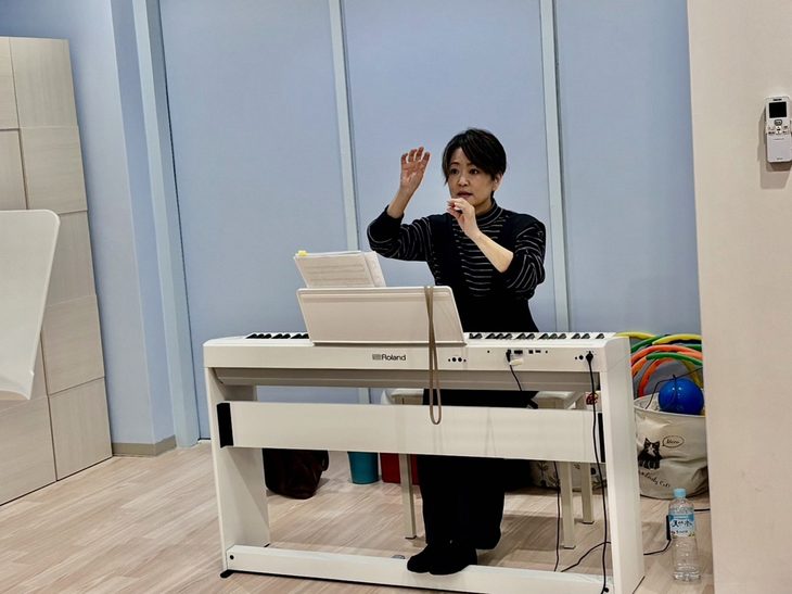 講師紹介 【新宿中央校】ボーカル 高橋先生のレッスンの様子をお届け みなさんこんにちは！ Basstoneschoolミュージックスクール受付の木村です。 今回は、高...続く 2025.12.22