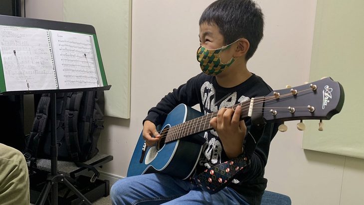 レッスンブログ レッスン潜入レポート② こんにちは Basstoneschoolに来て4ヵ月目、生徒さんやご家族の方とお話しする機会が...続く 2021.12.15