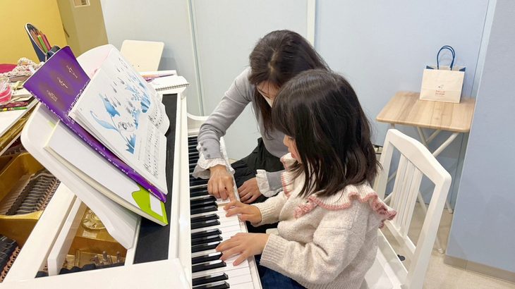 Basstoneschoolミュージックスクールピアノレッスン