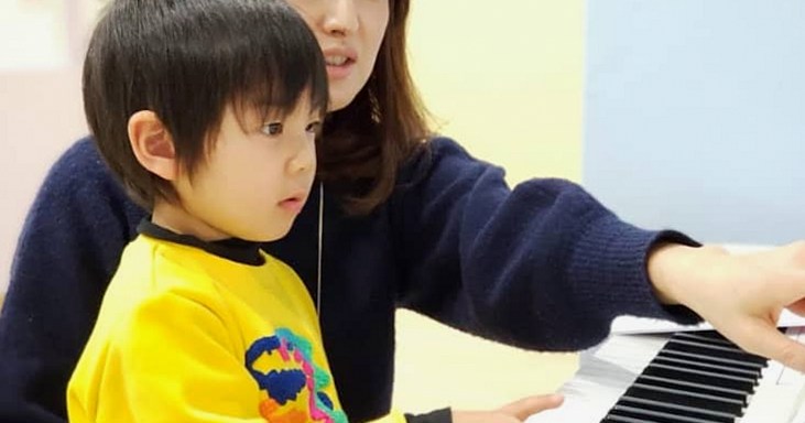 幼児ピアノコース